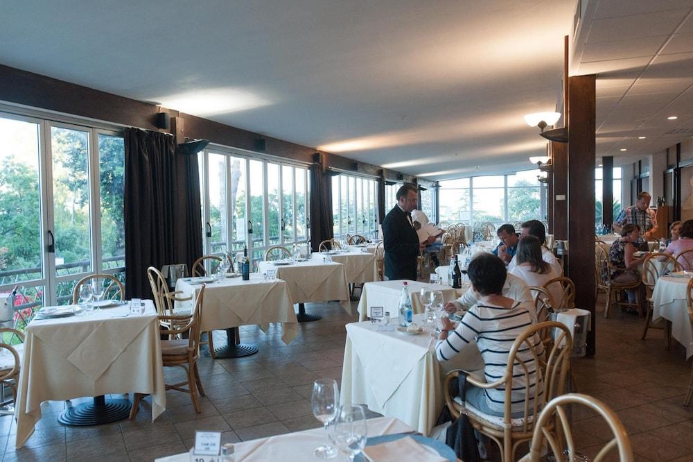 Th Capoliveri - Grand Hotel Elba International Esterno foto